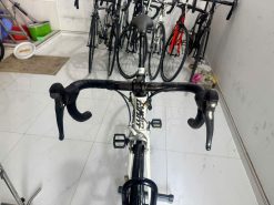 Xe đạp đua Giant TCR càng carbon