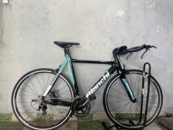 Xe đạp Bianchi Group 105 trục rỗng