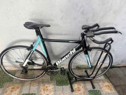 Xe đạp Bianchi Group 105 trục rỗng