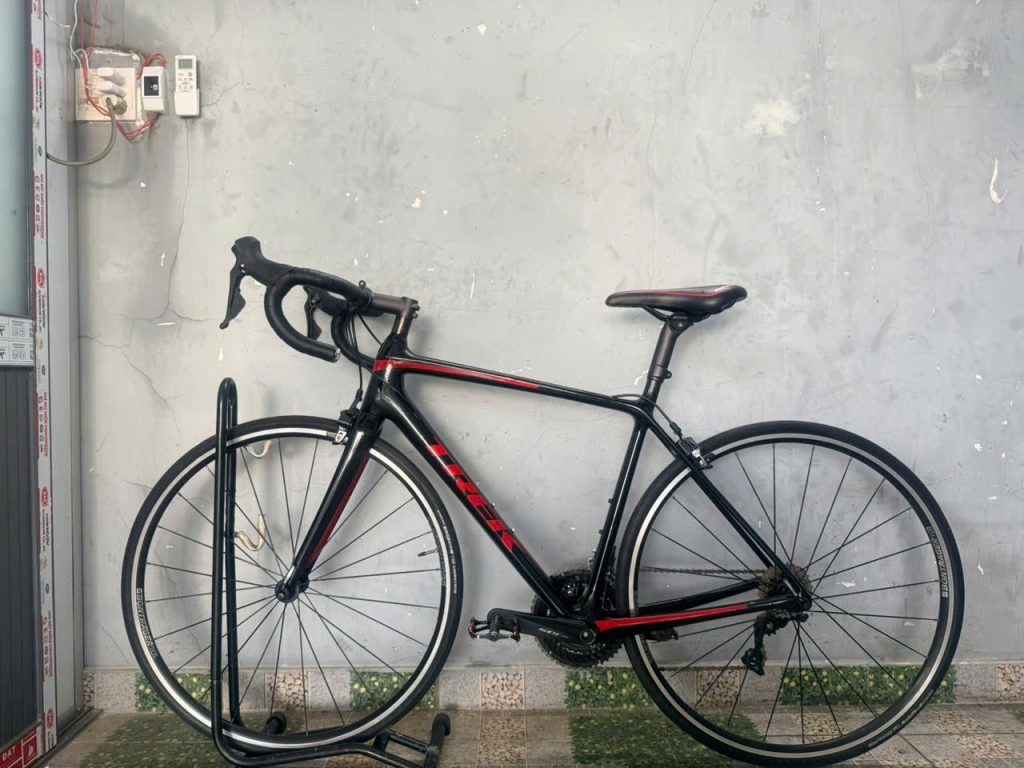 Giá xe đạp carbon hiện nay bao nhiêu