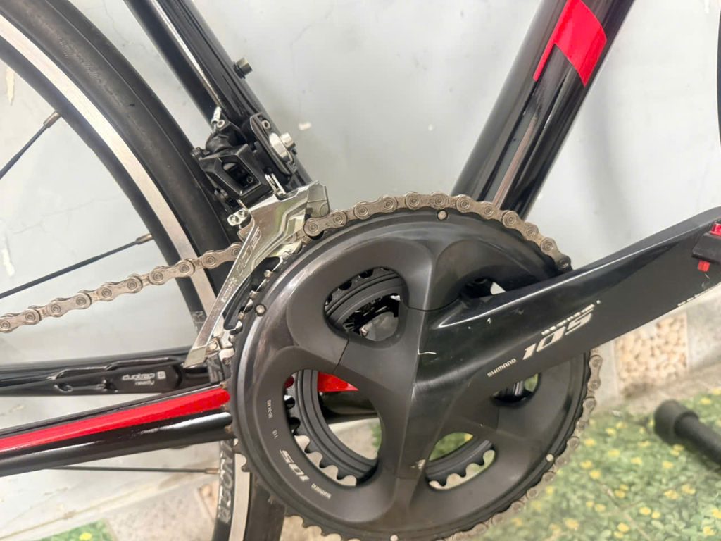 Giá xe đạp carbon hiện nay bao nhiêu