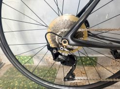 Xe đạp Carbon Specialized phanh dầu