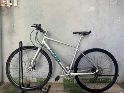Xe đạp Giant Escape phanh đĩa dầu