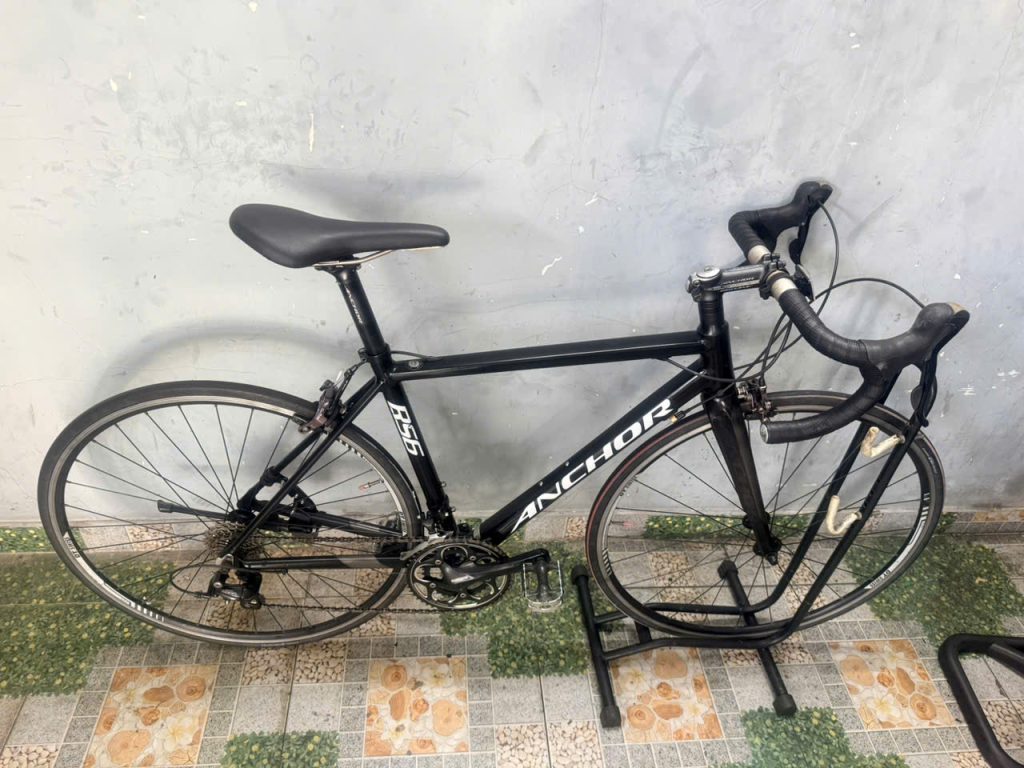 Xe đạp ANCHOR tay cong Group Sora