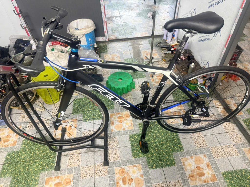 Xe đạp nhật bãi FELT tay ngang 