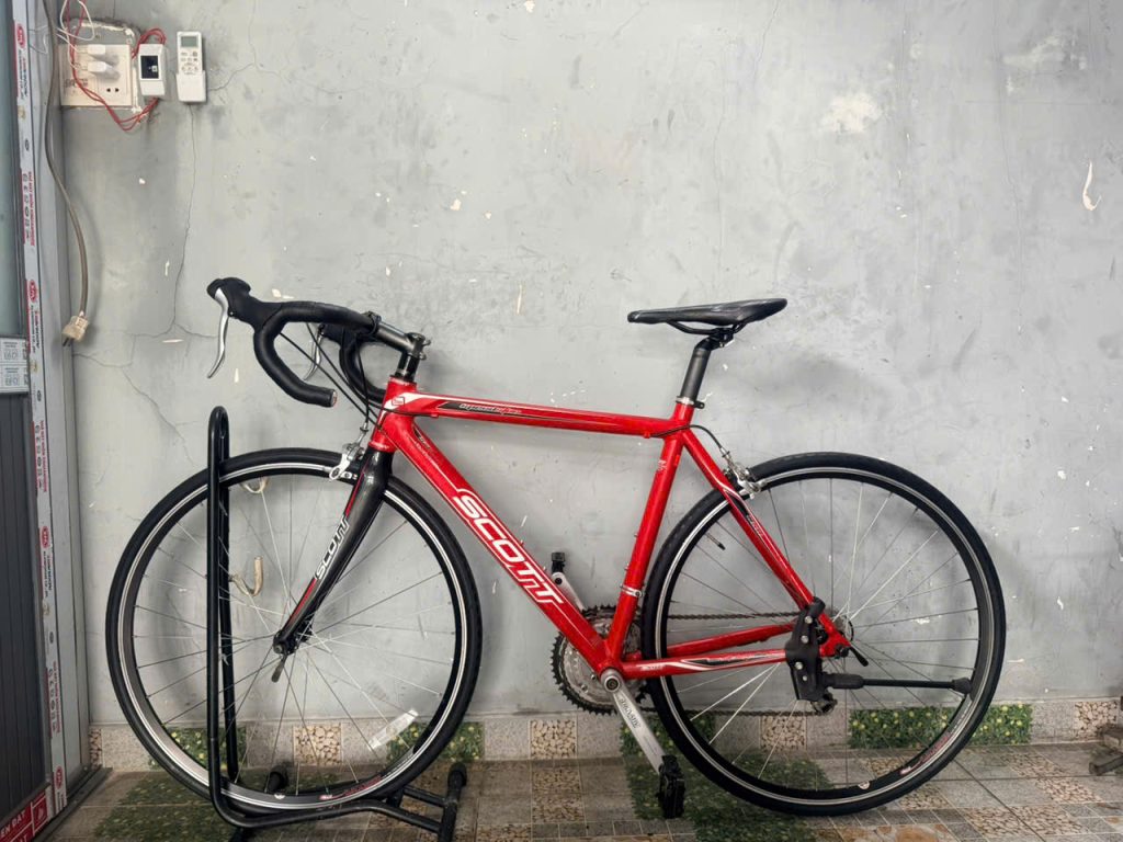 Xe đạp đua nhật bãi thương hiệu Scott