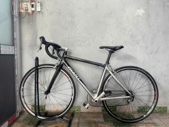 Xe đạp nhật bãi Giant khung carbon