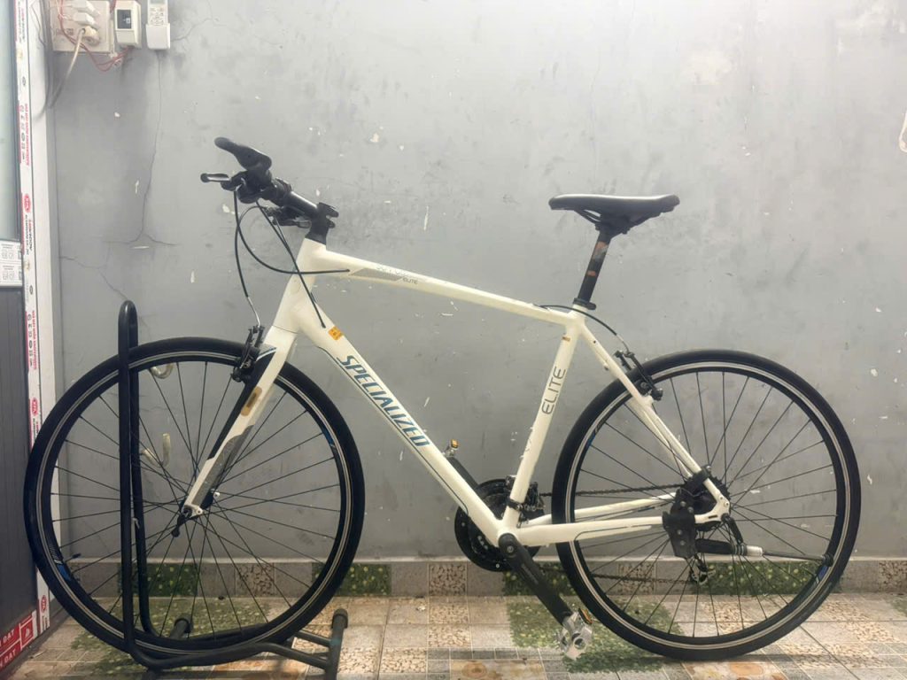 Xe đạp Specialized nhật bãi dây âm sườn