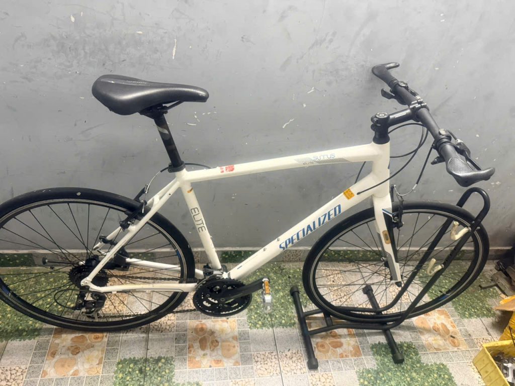 Xe đạp Specialized nhật bãi dây âm sườn