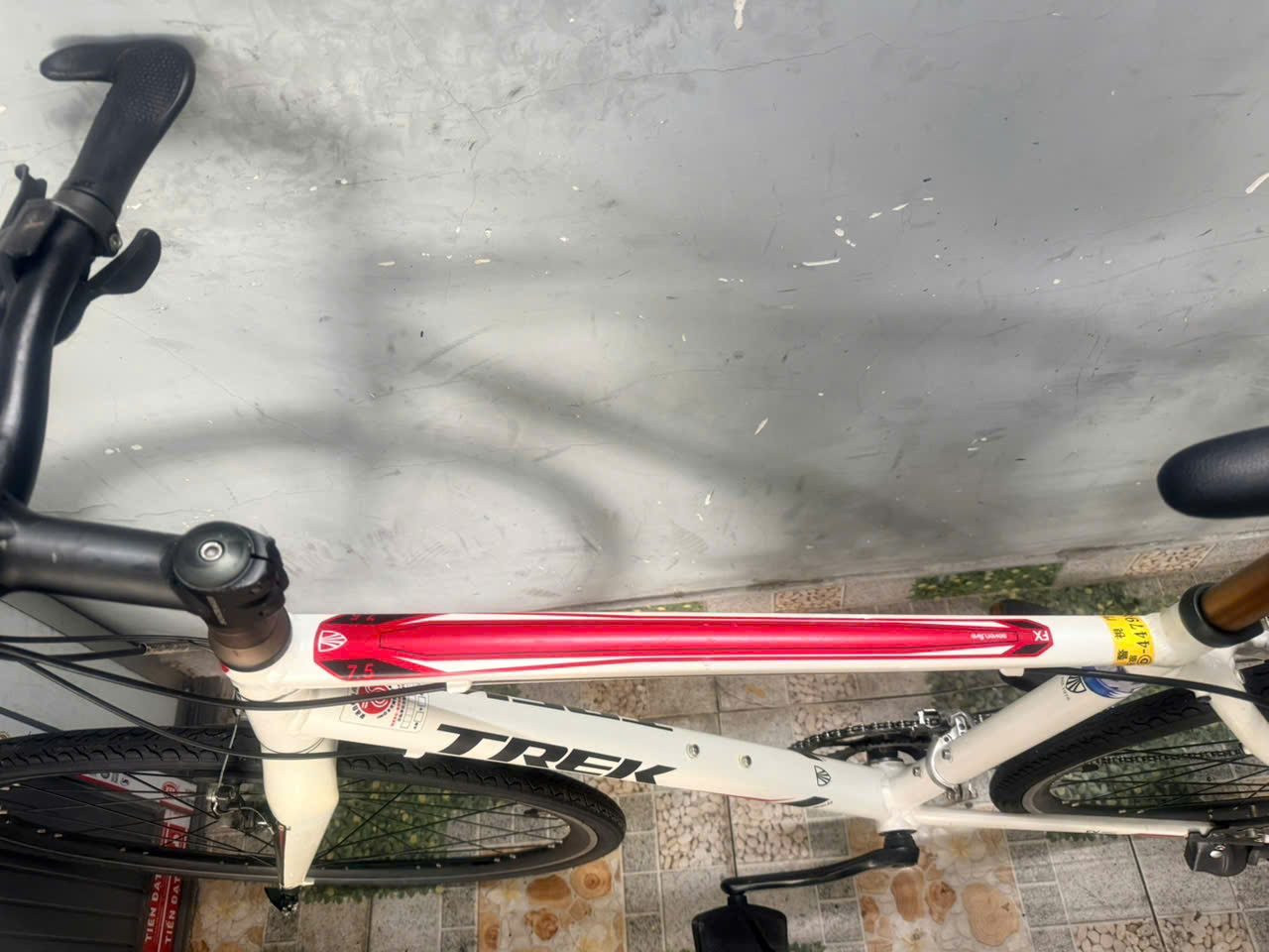 Xe đạp trek FX 7.5 nhật bãi Xe đạp trek FX 7.5 nhật bãi