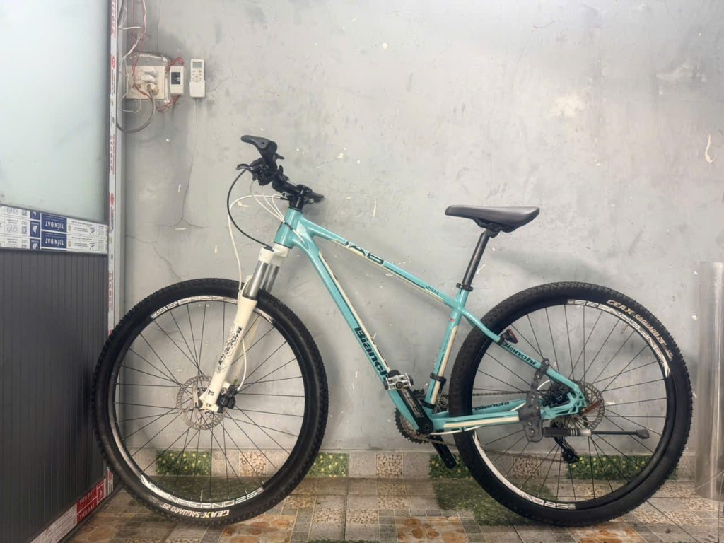 Xe đạp Bianchi MTB phanh đĩa dầu 