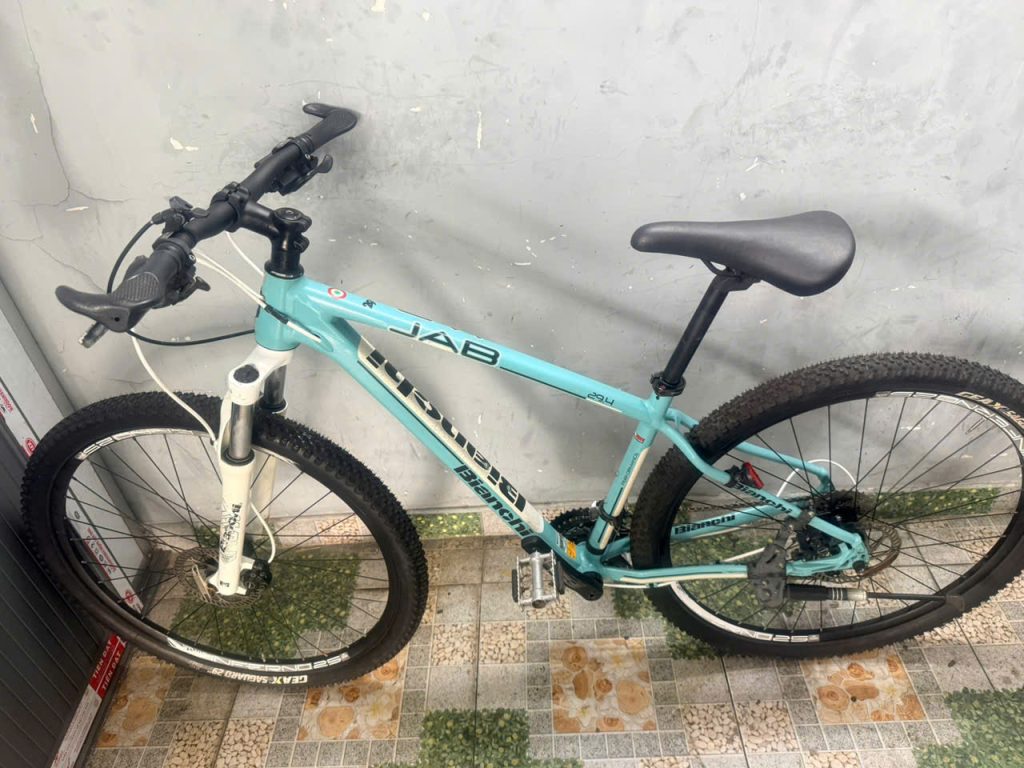Xe đạp Bianchi MTB phanh đĩa dầu 