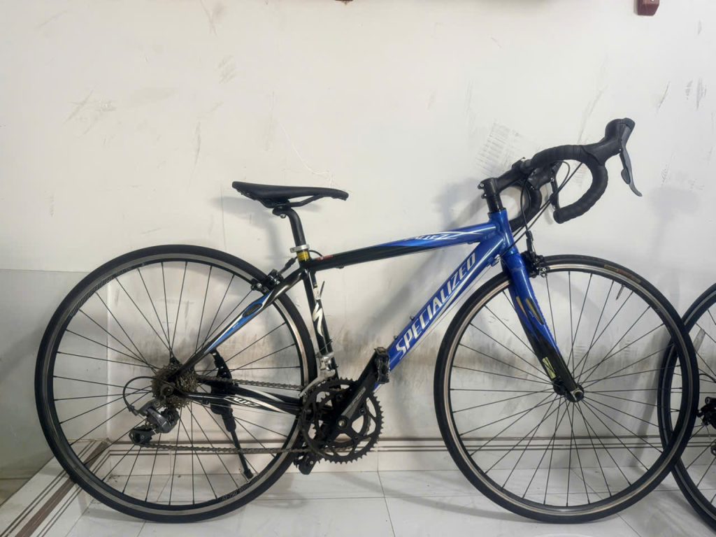 Xe khung nhôm và Carbon loại nào bền hơn Xe khung nhôm và Carbon loại nào bền hơn