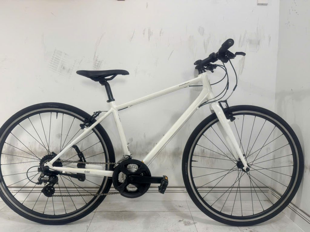 Xe đạp bị nhảy số khi đạp mạnh và cách khắc phục